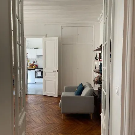 Saint Dominique Apartman